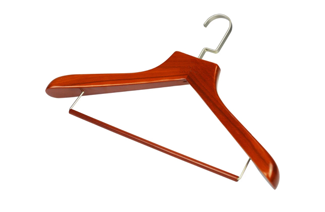 wooden-Extra-Wide-Shoulder-Hangers-for-Heavy-Coat-Sweater-Skirt-Suit-Pants-hangers-manufacturers-and-suppliers-in-india